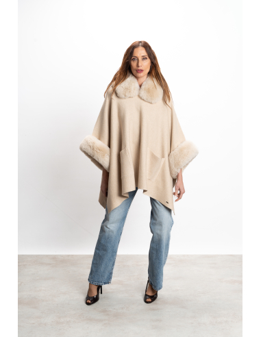 PONCHO PELO